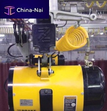 Electric feeding system cablepneumaticfor lifting equipment
