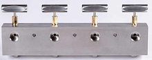 Multi-channel manifold stainless steelfor valvesthreaded