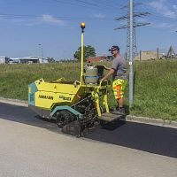 Asphalt paver AFW 150-2wheeledfor roads