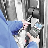 Force measuring device SKM 2digitalportablewith integrated screen