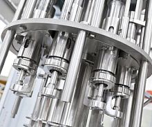 Rotary capping machine CAPPERautomaticmulti-container