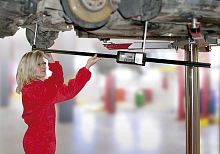 Distance gauge digiMAC® electronic3Dfor the automotive industry