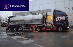 Semi-tanker semi-trailer CAP VAC 3800 ADR3-axletowedfor hazardous materials