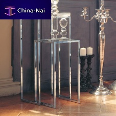 Contemporary pedestal T111.CORNERironchromed metalglass