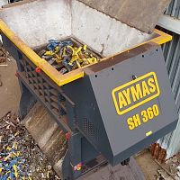 Double-shaft shredder SH 360for woodfor non-ferrous materialstire
