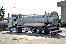 Silo semi-trailer ADR5-axlefor hazardous materialshydraulic