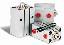 Hydraulic cylinder double-actingcompact