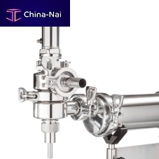 Piston dispensing valve precision