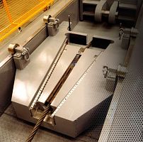 Traction testing wedge grip
