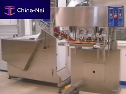 Linear capping machine ProCap-1automaticfor bottlesfor the food industry