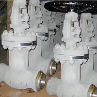 Globe valve with handwheelpneumaticelectric