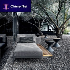 Contemporary daybed GRIDfabricteakaluminum