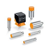 Inductive proximity sensor IEP200rectangularIO-Linkthreaded