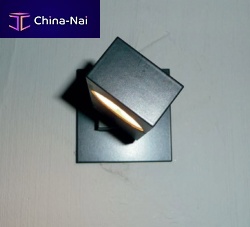 Wall-mounted spotlight BRIGG XSLEDsquaremetal