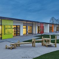 Composite solar shading CELLON - KITA ST. MICHAEL HOMBURGHPLfor facadevertical