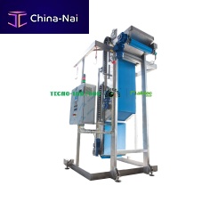 Automatic big-bag filling machine for the food industry
