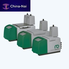 Closing machine for the pharmaceutical industry floor-standing