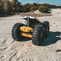 Unmanned ground vehicle