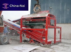 Primary waste crusher-shredder for industrial applications