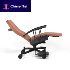 Manual treatment chair ZenSo Ergo-line3-sectionwith legrestwith footrest