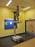 Mobile lift platform AIR PILOT, DRIVE serieselectric