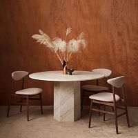 Traditional dining table EPICtravertinetravertine baseround