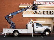 Truck-mounted articulated boom lift max. 227 kg, max. 14.6 m | M43hydraulic