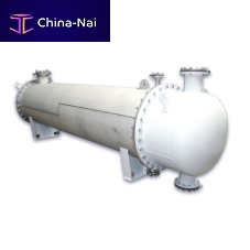 Shell and tube condenser