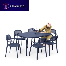 Contemporary dining table TONaluminumaluminum baseoval