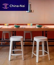 Contemporary stool OMBRAoakwalnutiroko