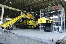 Industrial waste treatment plant automatedwith separatorswith shredder