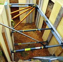 Trench shoring system 22-796862,22-796862D