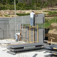 Concrete shuttering block SISMOfor wallcustominsulating