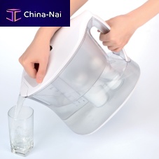 Plastic pitcher TWIN