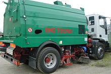 Diesel sweeper street