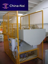 Skip hoist