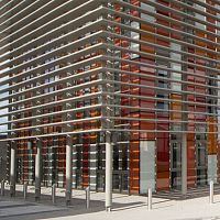Glass solar shading for facade
