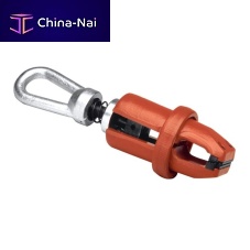 Self-locking pull clamp 121