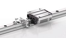 Linear guide with ball bearing wideplasticsteel