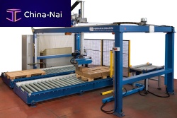 Gantry palletizer for brick