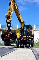 Medium excavator 22TRR rubber-tiredTier 3construction