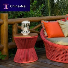 Contemporary pouf Fusioneucalyptusaluminumrope