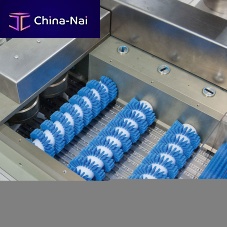 Automatic feeder packaging machine