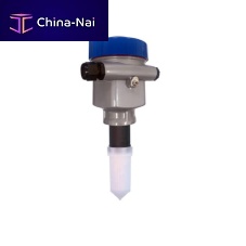 Radar level sensor for liquidsanalogflange-mount