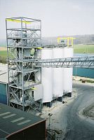 Belt bucket elevator MoveMasterindustrialchainhandling